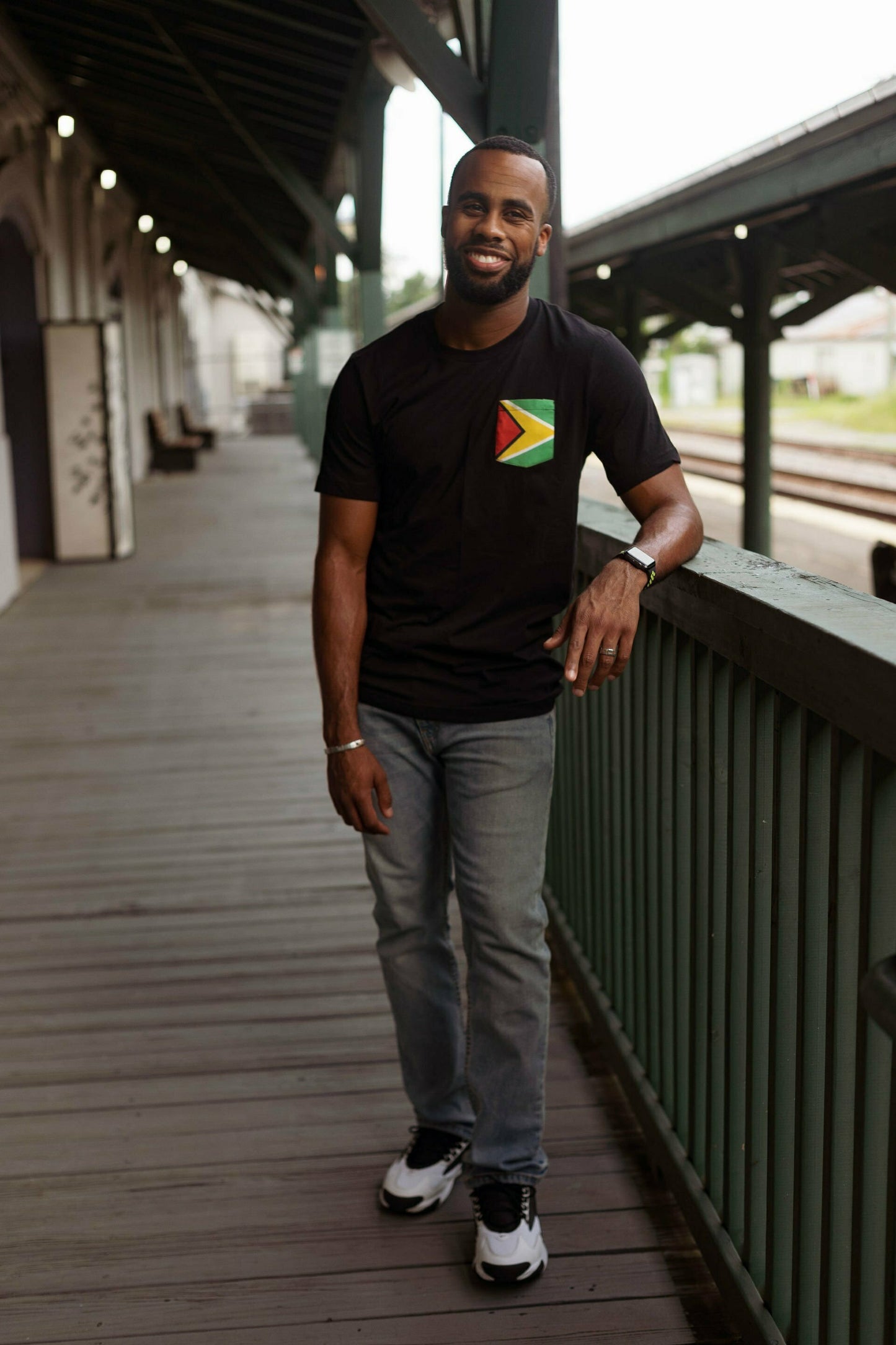 Flag of Guyana Unisex Pocket Tee
