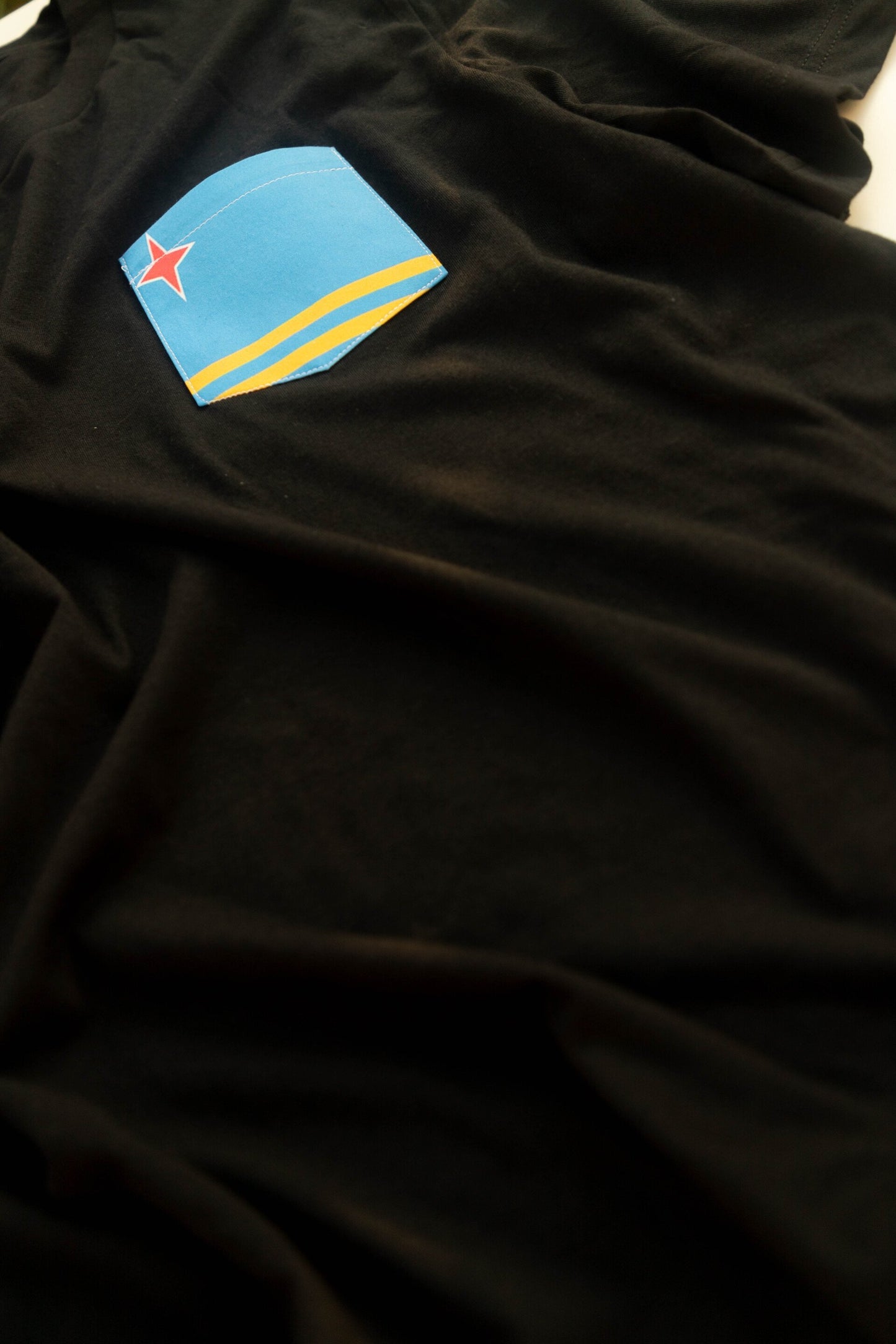 Flag of Aruba Unisex Pocket Tee