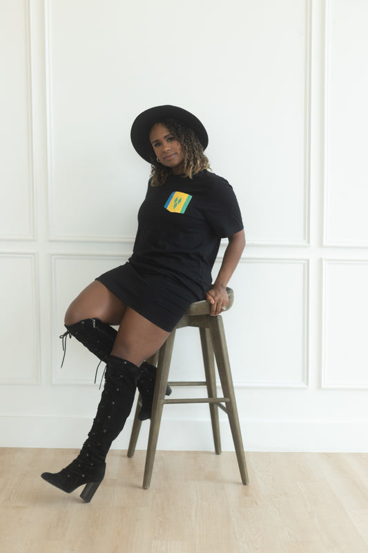 Flag of St. Vincent and Grenadines Unisex Pocket Tee
